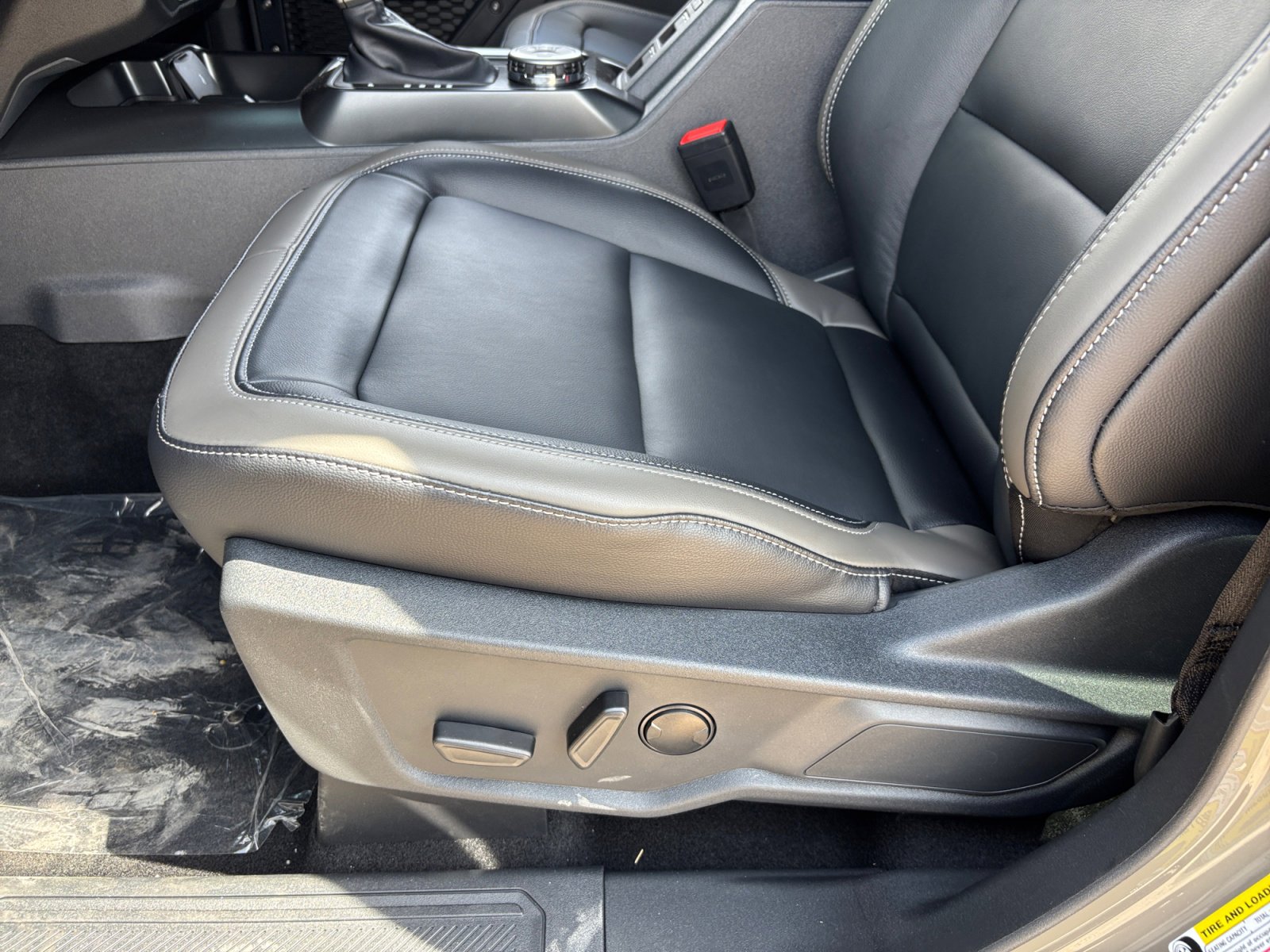 New 2026 Ford Bronco Outer Banks image 13