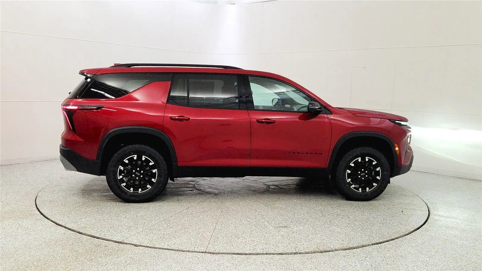 New 2026 Chevrolet Traverse Z71 w/ Driver Confidence Package AWD/4WD image 8