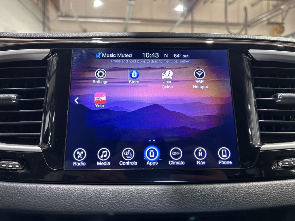 Used 2017 Chrysler Pacifica Touring-L image 33