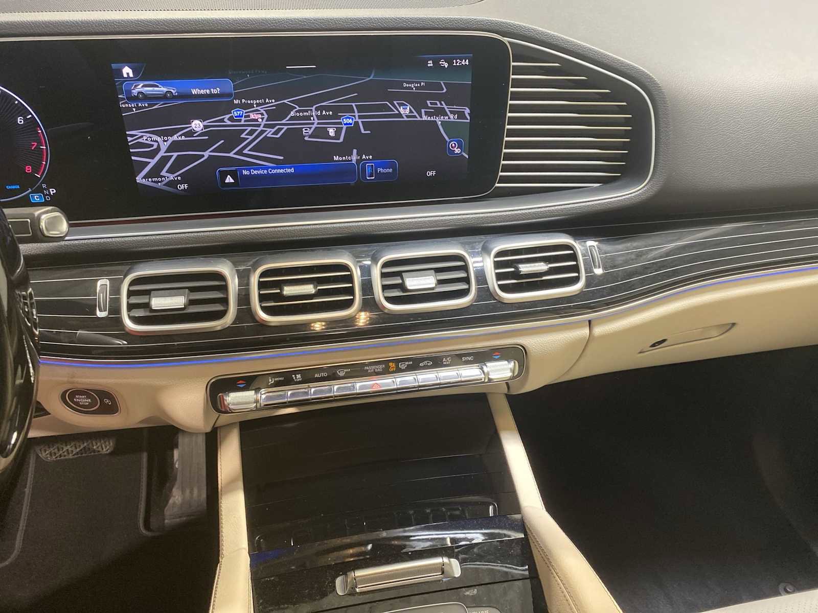 Used 2024 Mercedes-Benz GLE 350 4MATIC image 16