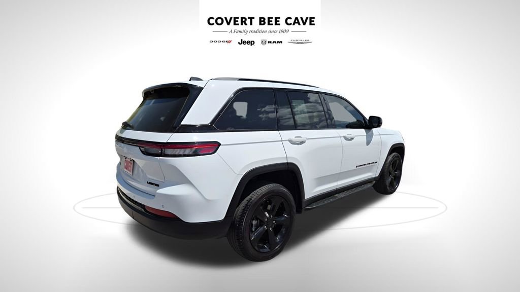 Used 2024 Jeep Grand Cherokee Limited w/ Luxury Tech Group II image 10