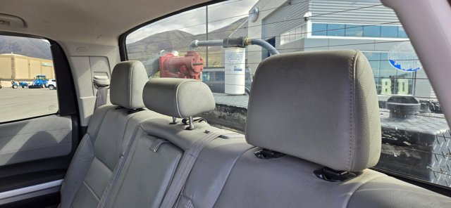 Used 2016 Toyota Tundra Limited w/ Limited Premium Package AWD/4WD image 28
