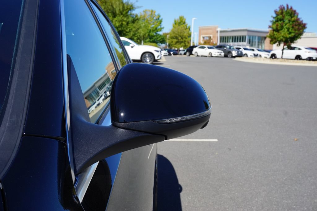 Certified 2026 Mercedes-Benz C 300 Sedan image 12