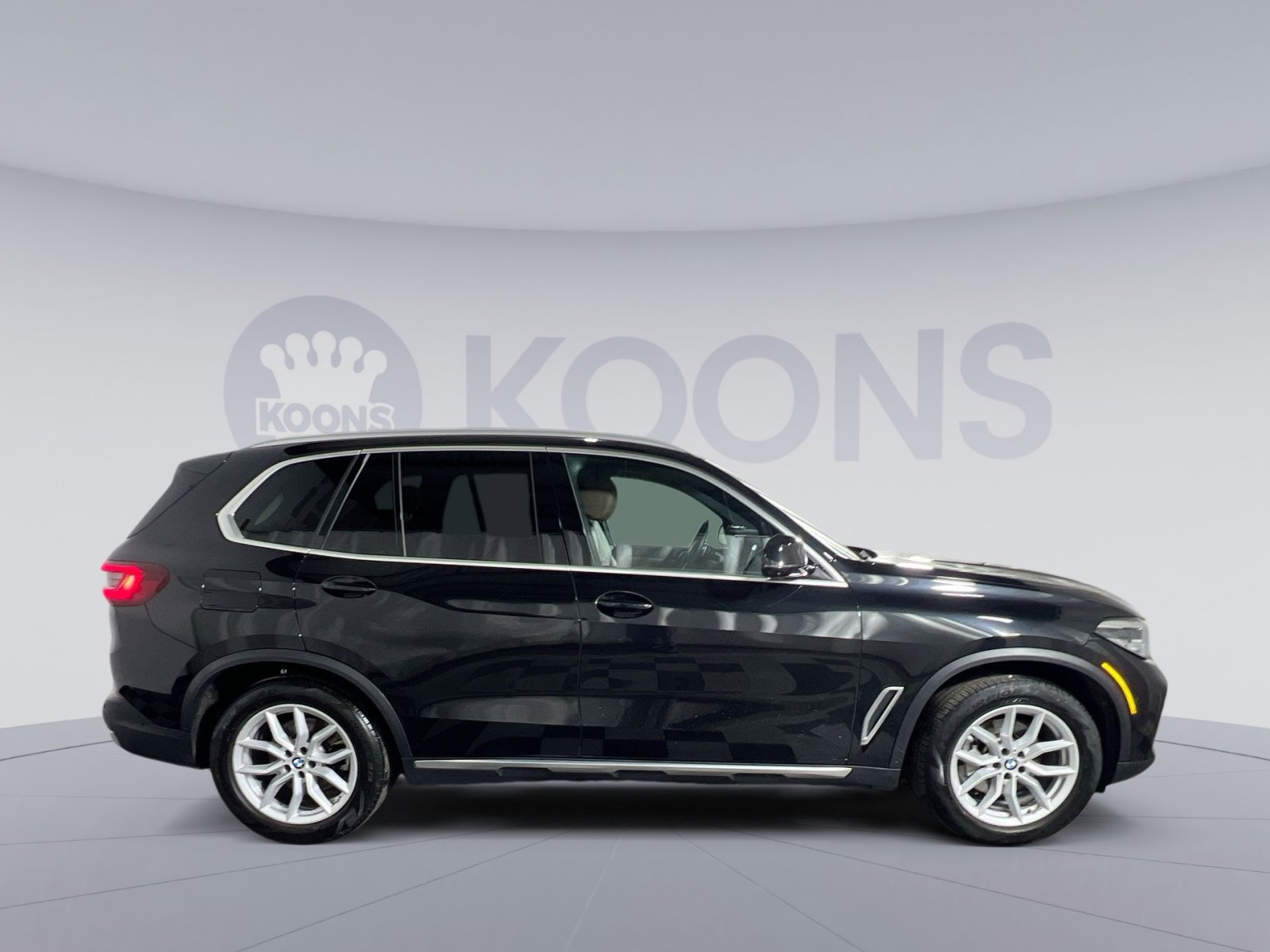 Used 2023 BMW X5 xDrive40i w/ Premium Package image 8