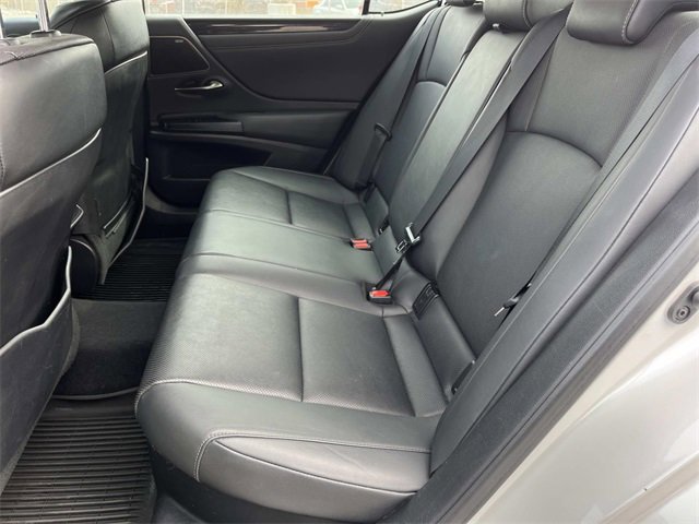 Used 2021 Lexus ES 300h w/ Premium Package image 18