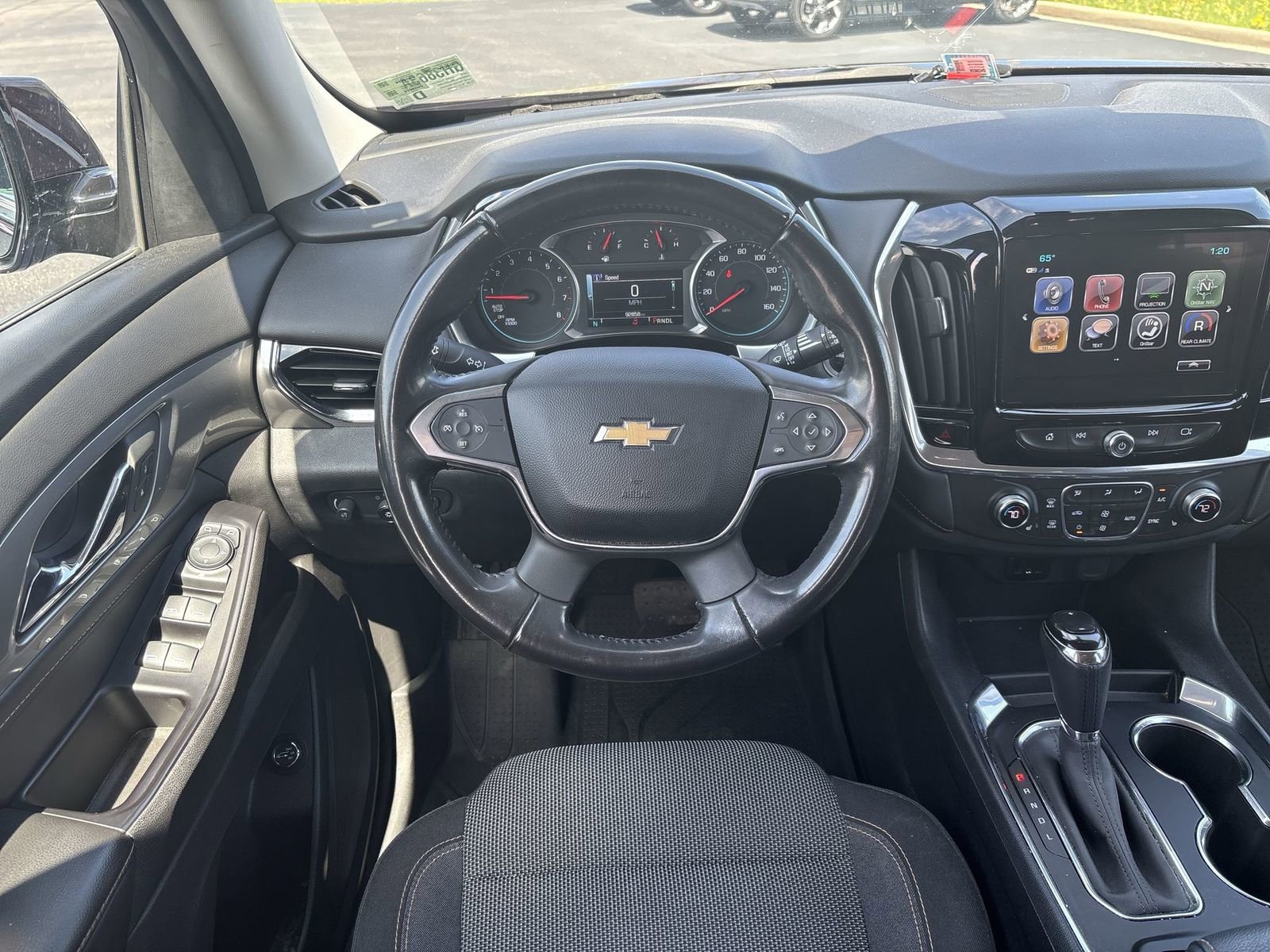 Used 2018 Chevrolet Traverse LT w/ LPO, Floor Liner Package AWD/4WD image 16