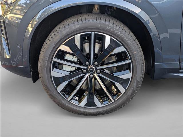 New 2026 Volvo XC90 T8 Ultra w/ Lounge Package image 8