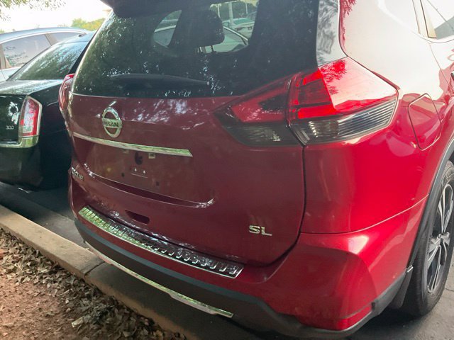 Used 2017 Nissan Rogue SL w/ SL Premium Package FWD image 9