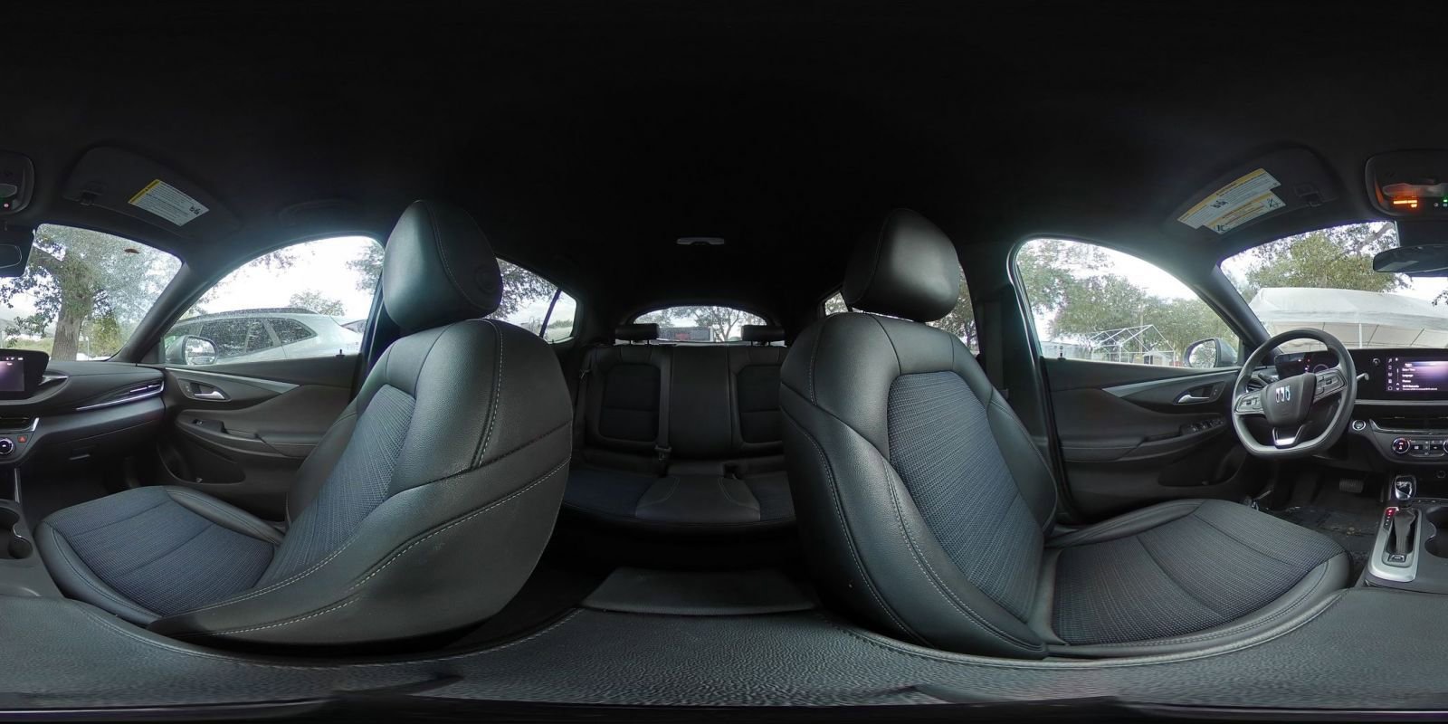 Used 2025 Buick Envista Preferred image 36