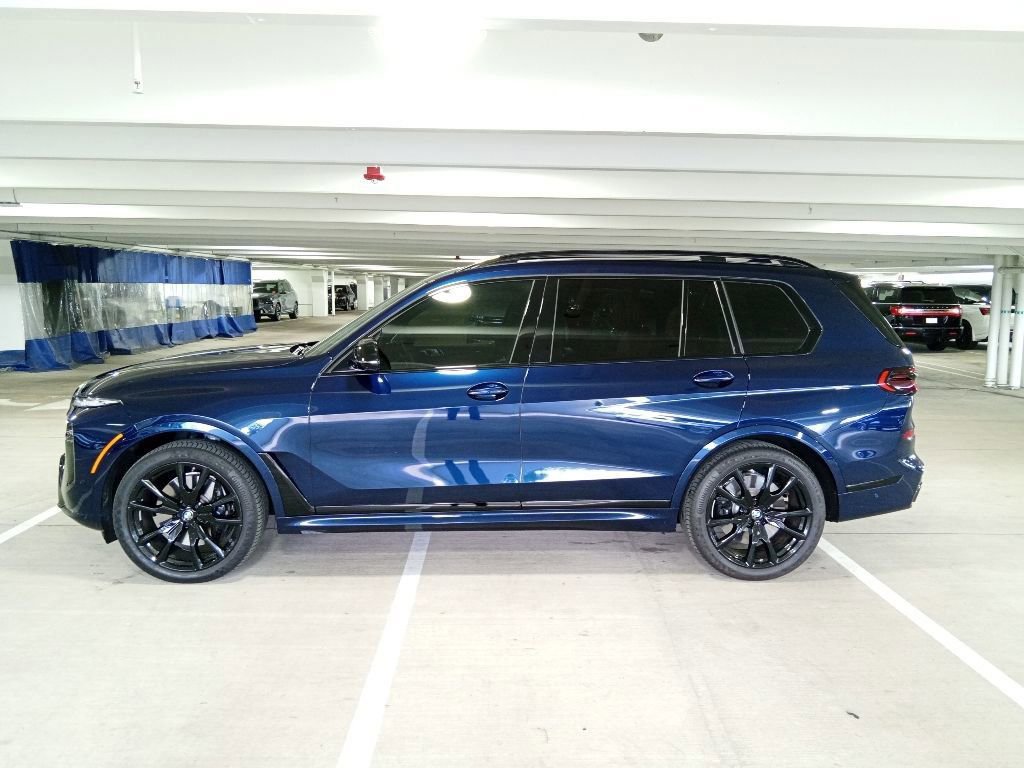 Certified 2024 BMW X7 M60i w/ Executive Package AWD/4WD image 1