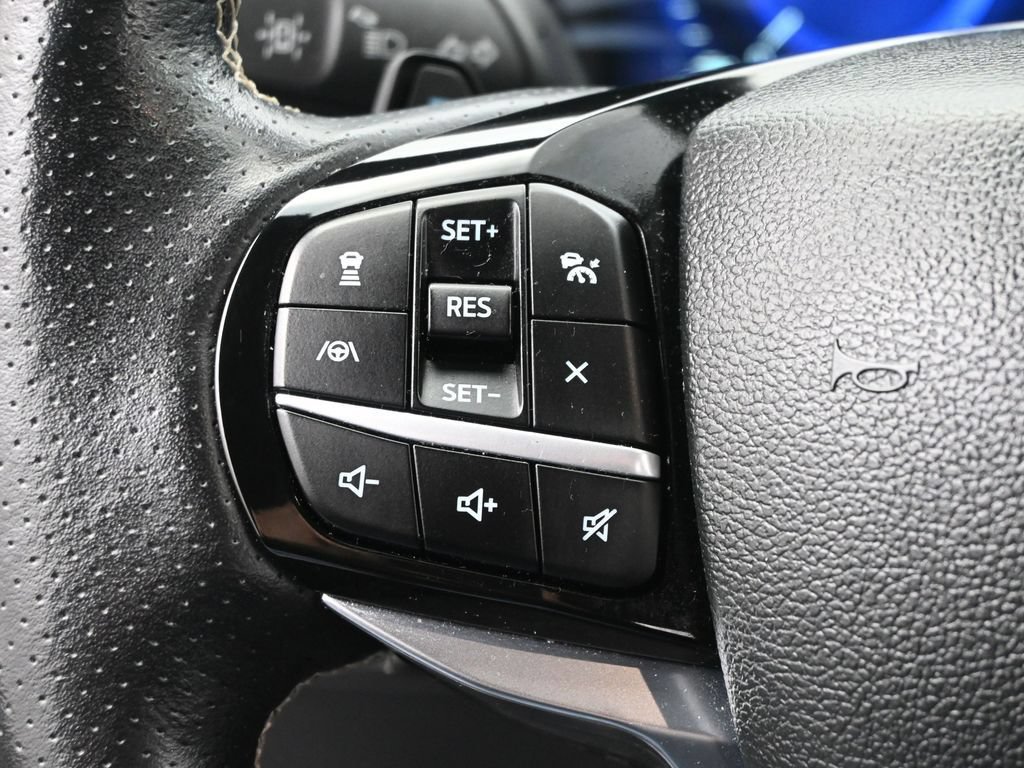Used 2022 Ford Explorer ST AWD/4WD image 18
