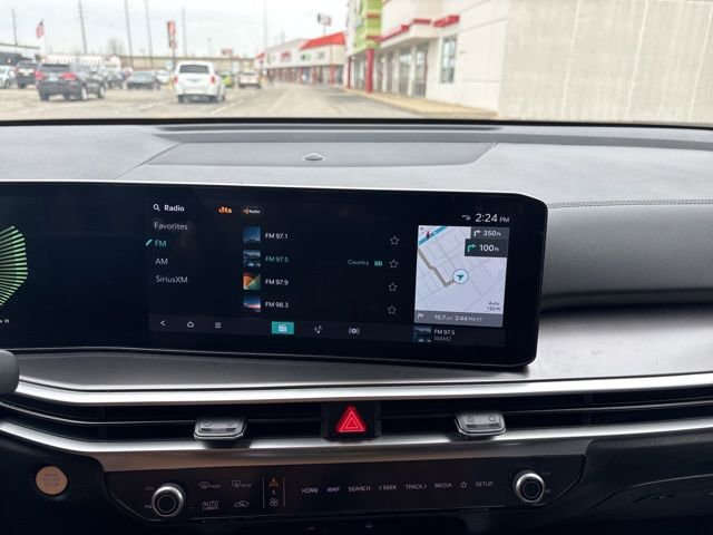 Certified 2024 Kia Sorento S w/ Panoramic Sunroof Package image 14