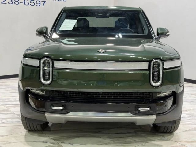 Used 2022 Rivian R1T Adventure AWD/4WD image 2