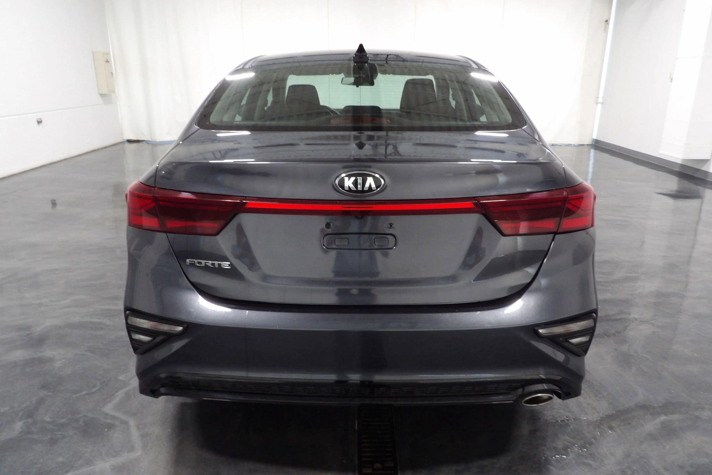 Used 2021 Kia Forte LXS image 5