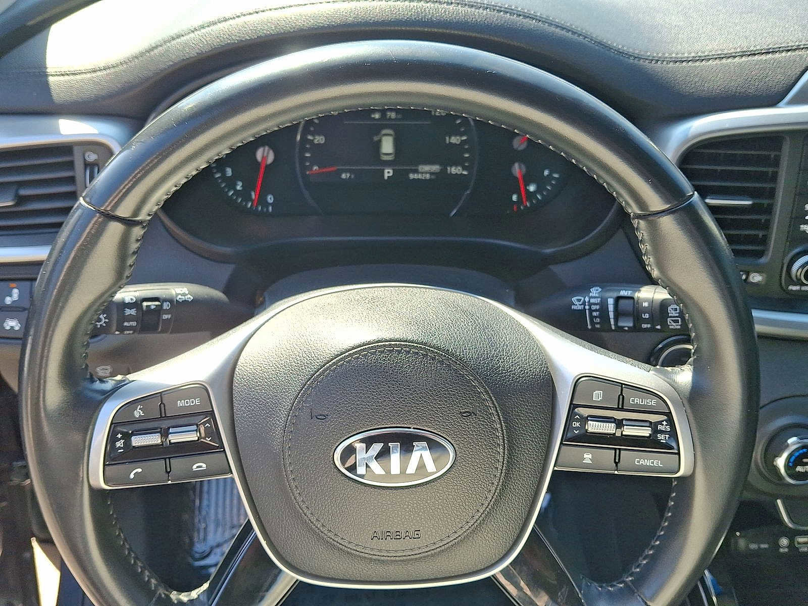 Used 2019 Kia Sorento EX AWD/4WD image 16