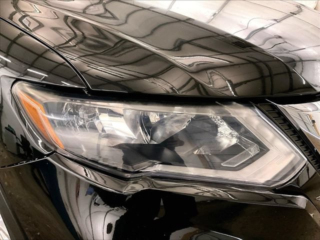 Used 2019 Nissan Rogue SV AWD/4WD image 27