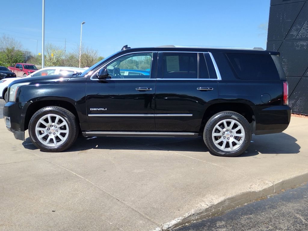 Used 2015 GMC Yukon Denali w/ Premium Package AWD/4WD image 8
