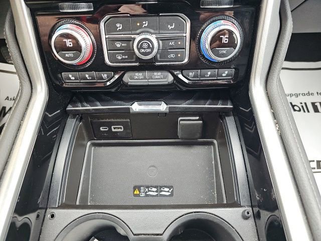 Used 2022 GMC Yukon Denali image 48