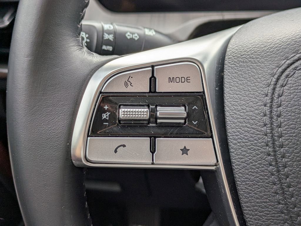 Used 2023 Kia Telluride EX image 27