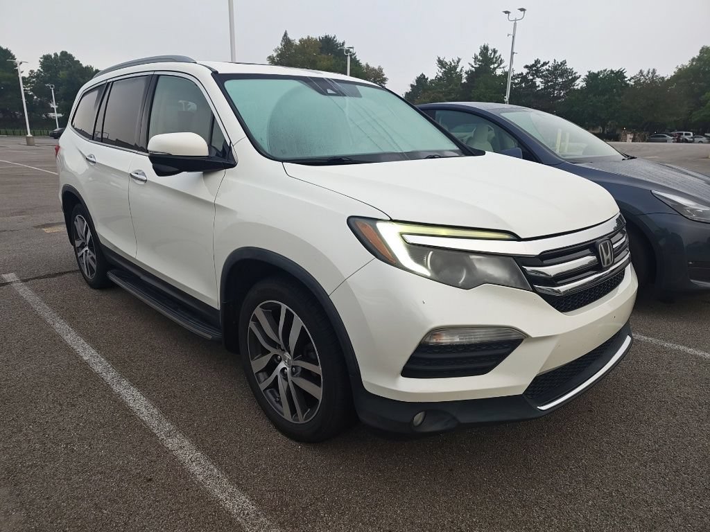 Used 2016 Honda Pilot Touring image 2