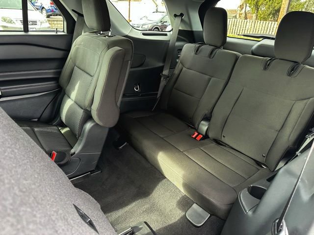 Used 2024 Ford Explorer XLT image 21