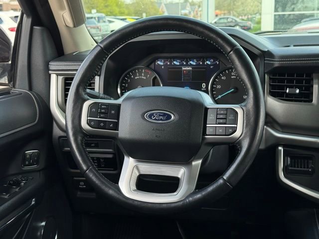 Used 2024 Ford Expedition Max XLT AWD/4WD image 7
