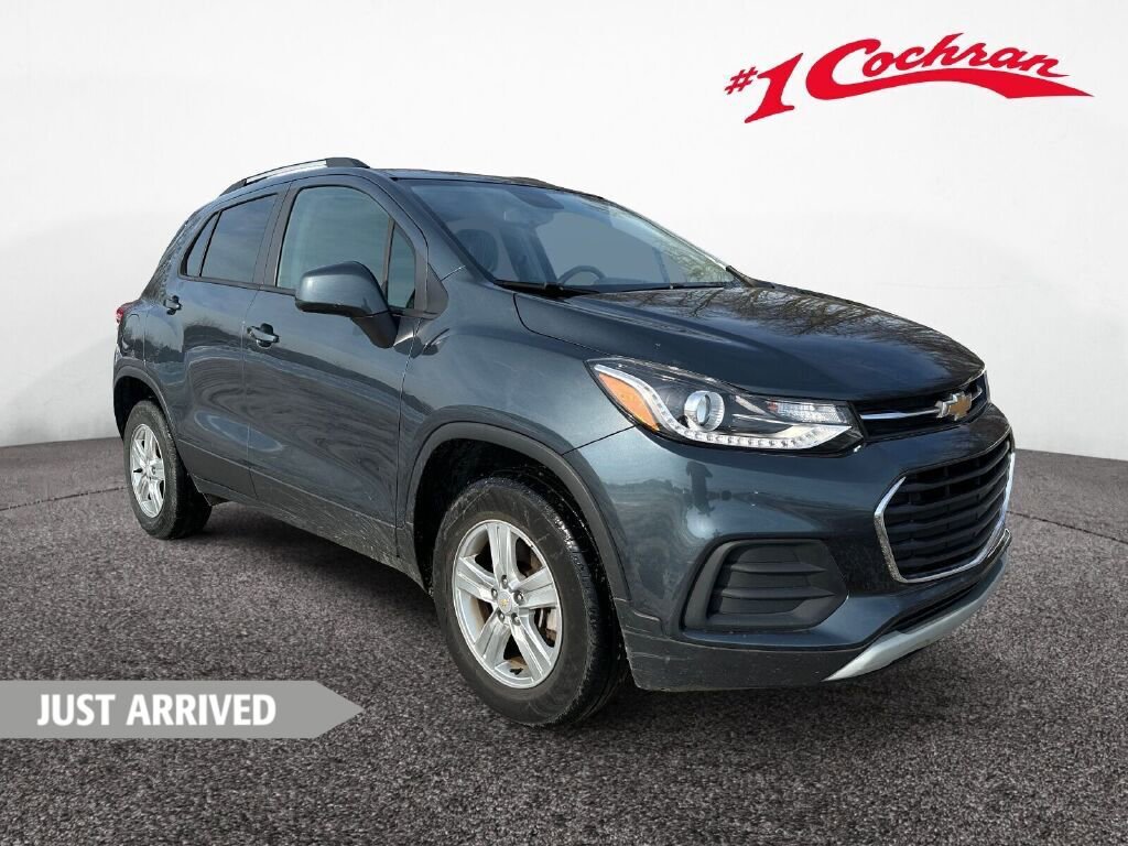 Used 2022 Chevrolet Trax LT w/ LT Convenience Package image 1