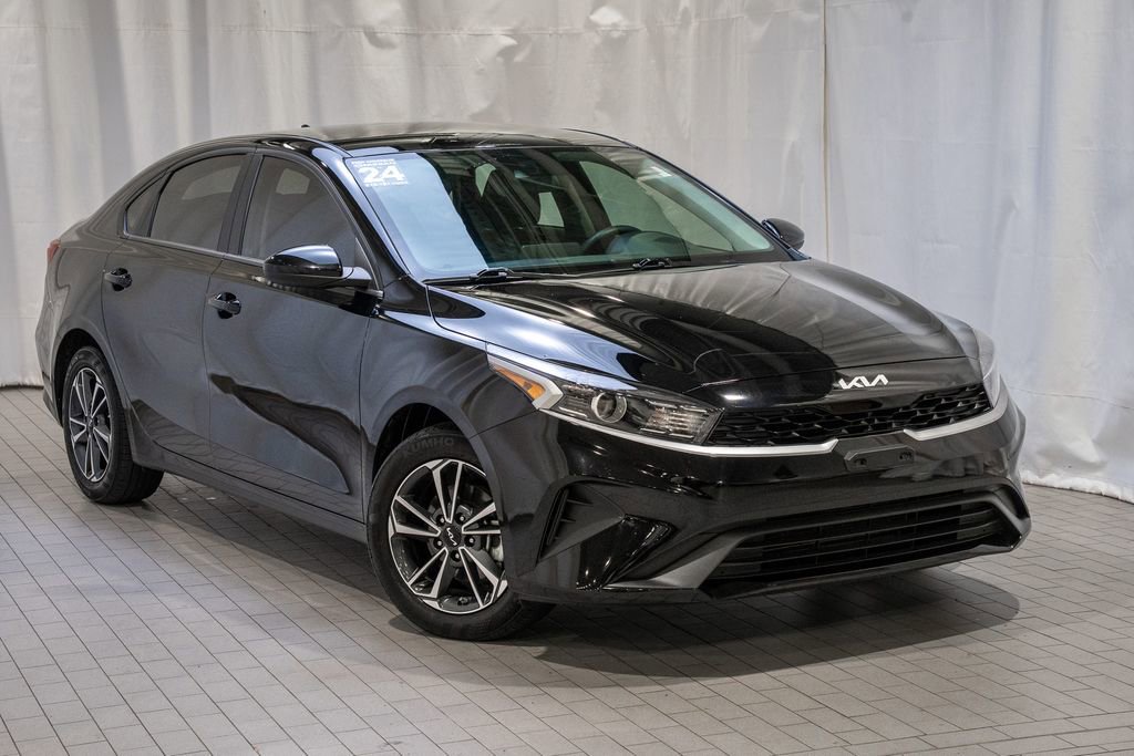 Used 2024 Kia Forte LXS