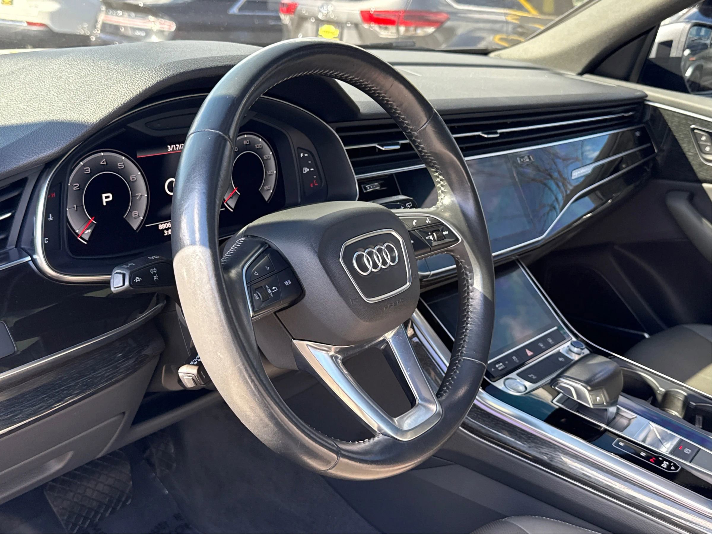 Used 2019 Audi Q8 Premium Plus image 16