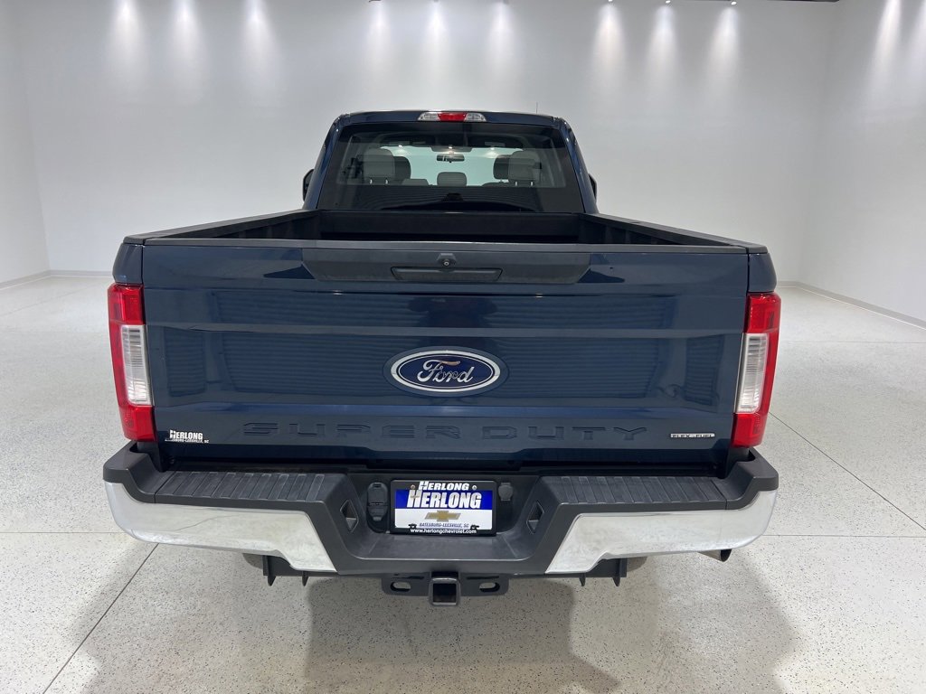 Used 2019 Ford F250 XL w/ Power Equipment Group image 3
