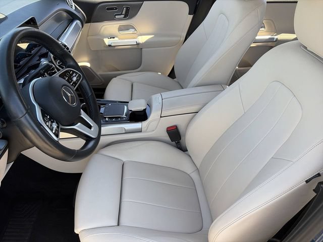 Used 2021 Mercedes-Benz GLB 250 4MATIC w/ Premium Package image 20