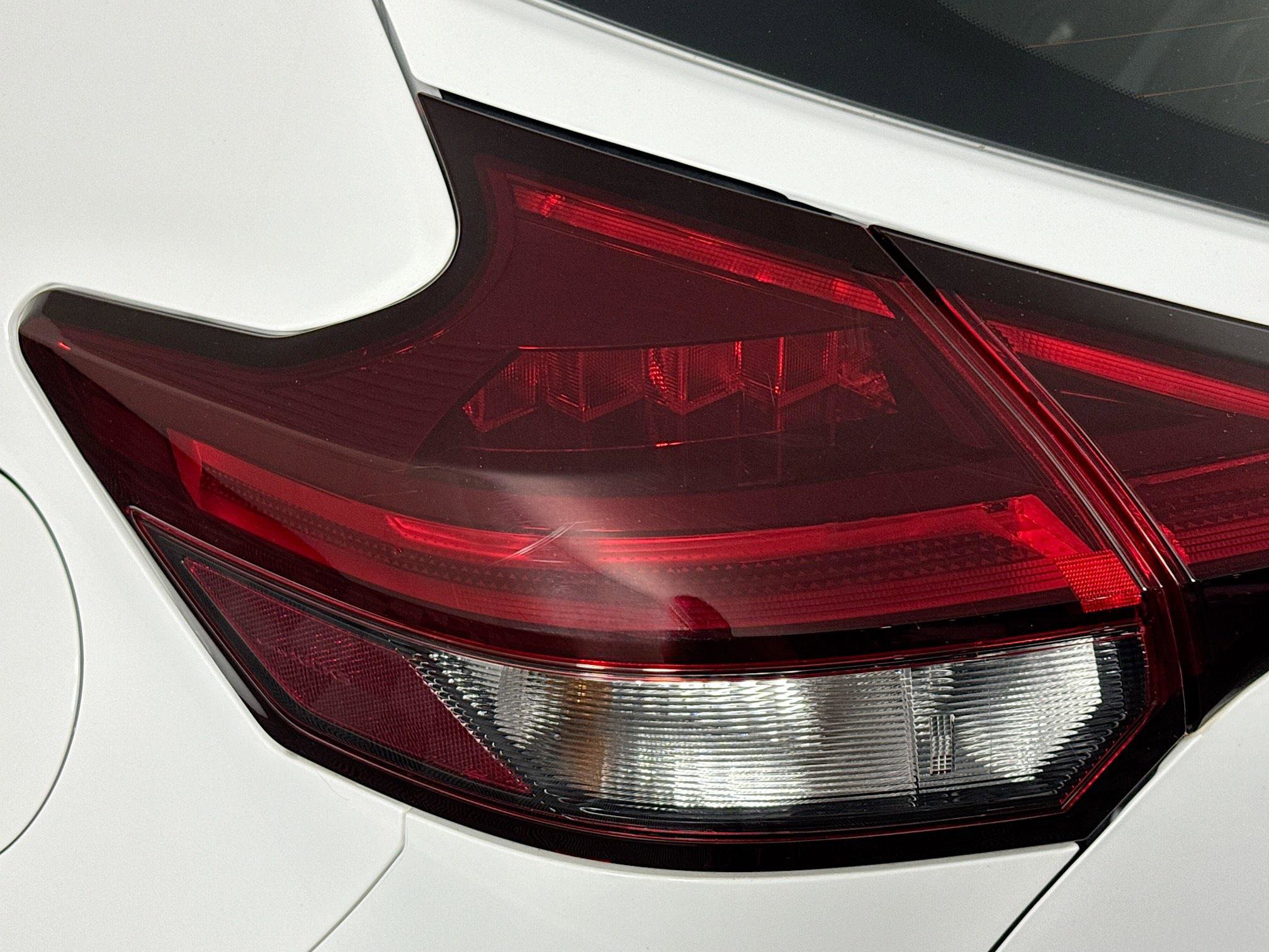 Used 2022 Nissan Kicks S image 35