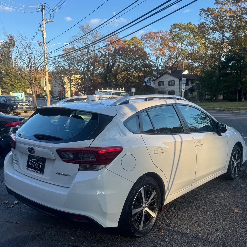 Used 2022 Subaru Impreza 2.0i Premium AWD/4WD image 6