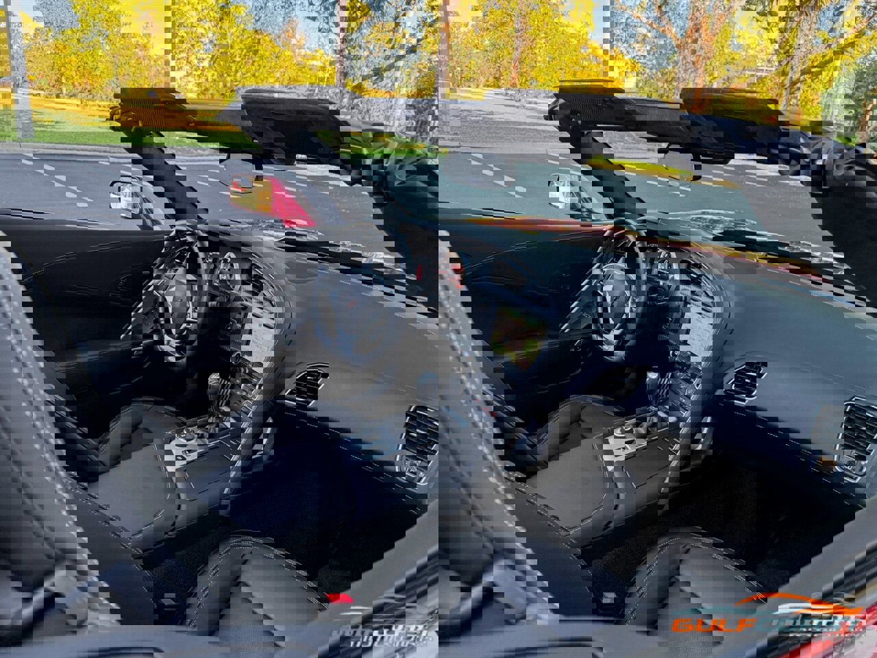 Used 2015 Chevrolet Corvette Z06 w/ 3LZ Preferred Equipment Group image 31