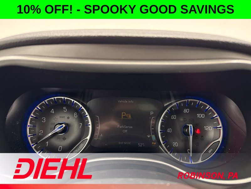 New 2027 Chrysler Pacifica Select w/ Family Tech Group FWD image 33
