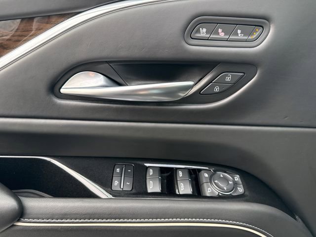 Used 2023 Cadillac Escalade Premium Luxury Platinum image 21