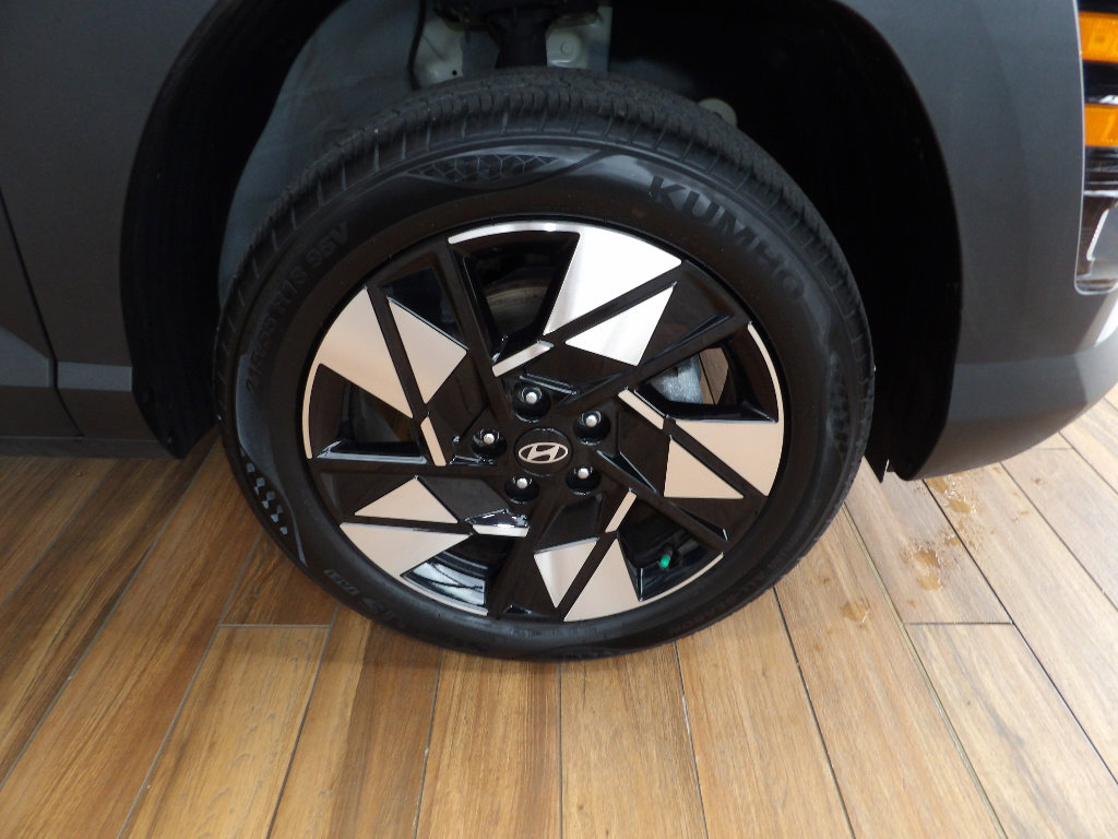 Used 2024 Hyundai Kona SEL AWD/4WD image 4