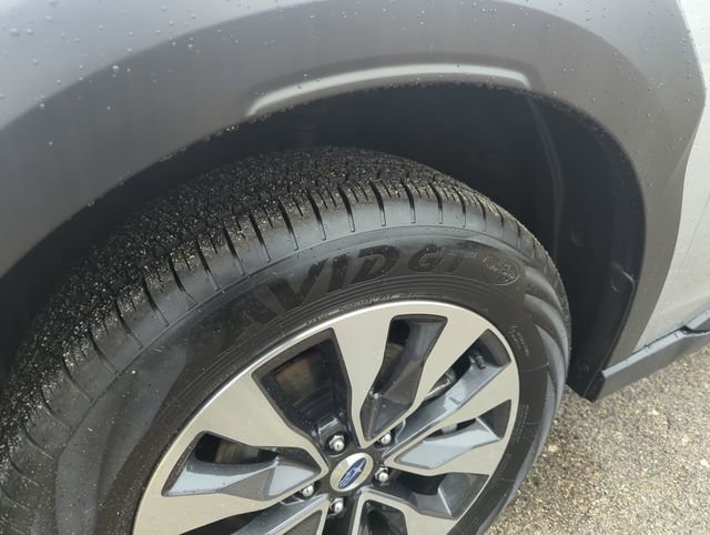 Used 2025 Subaru Outback Limited image 32