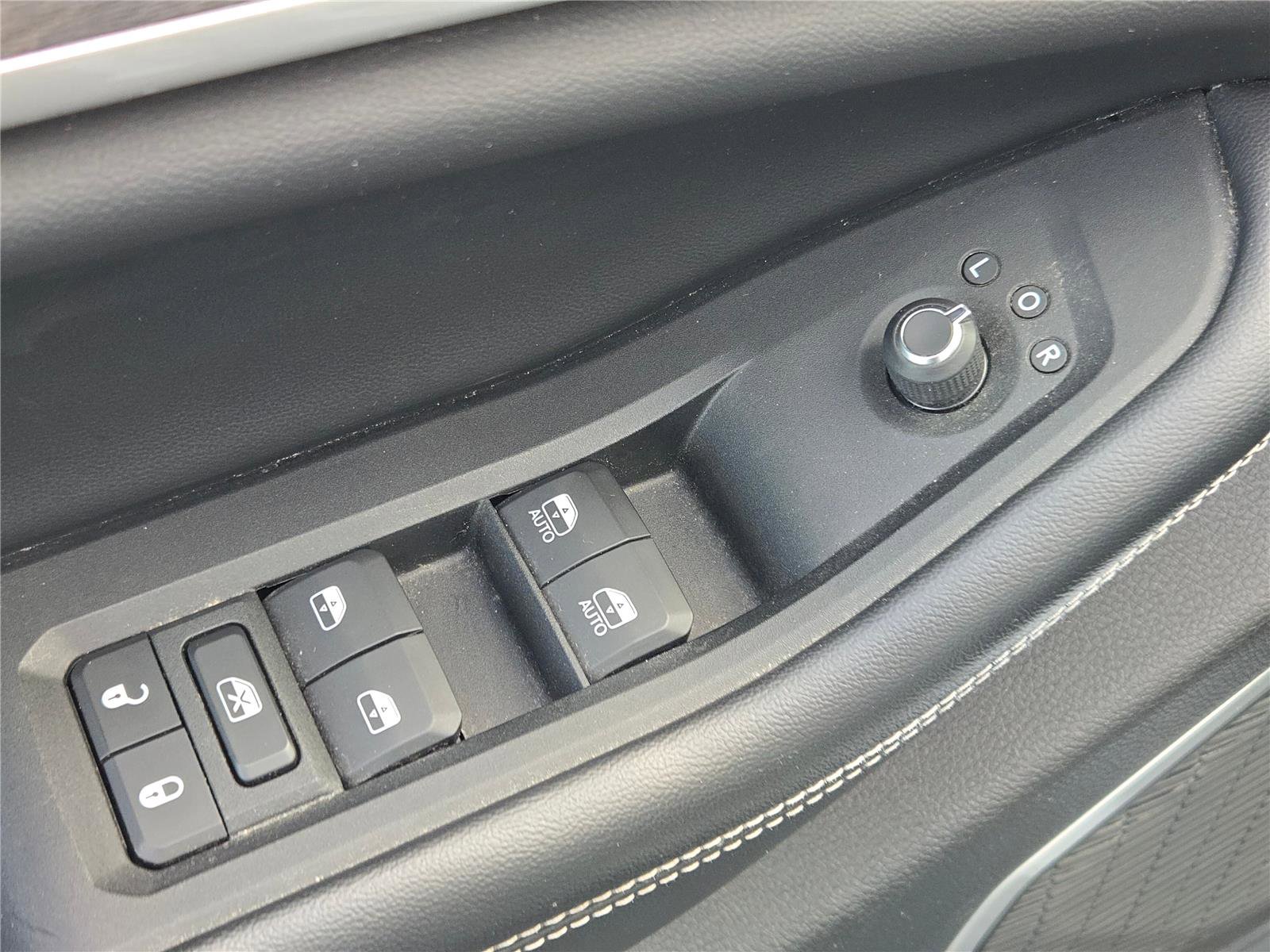 Certified 2022 Jeep Grand Cherokee Limited image 23