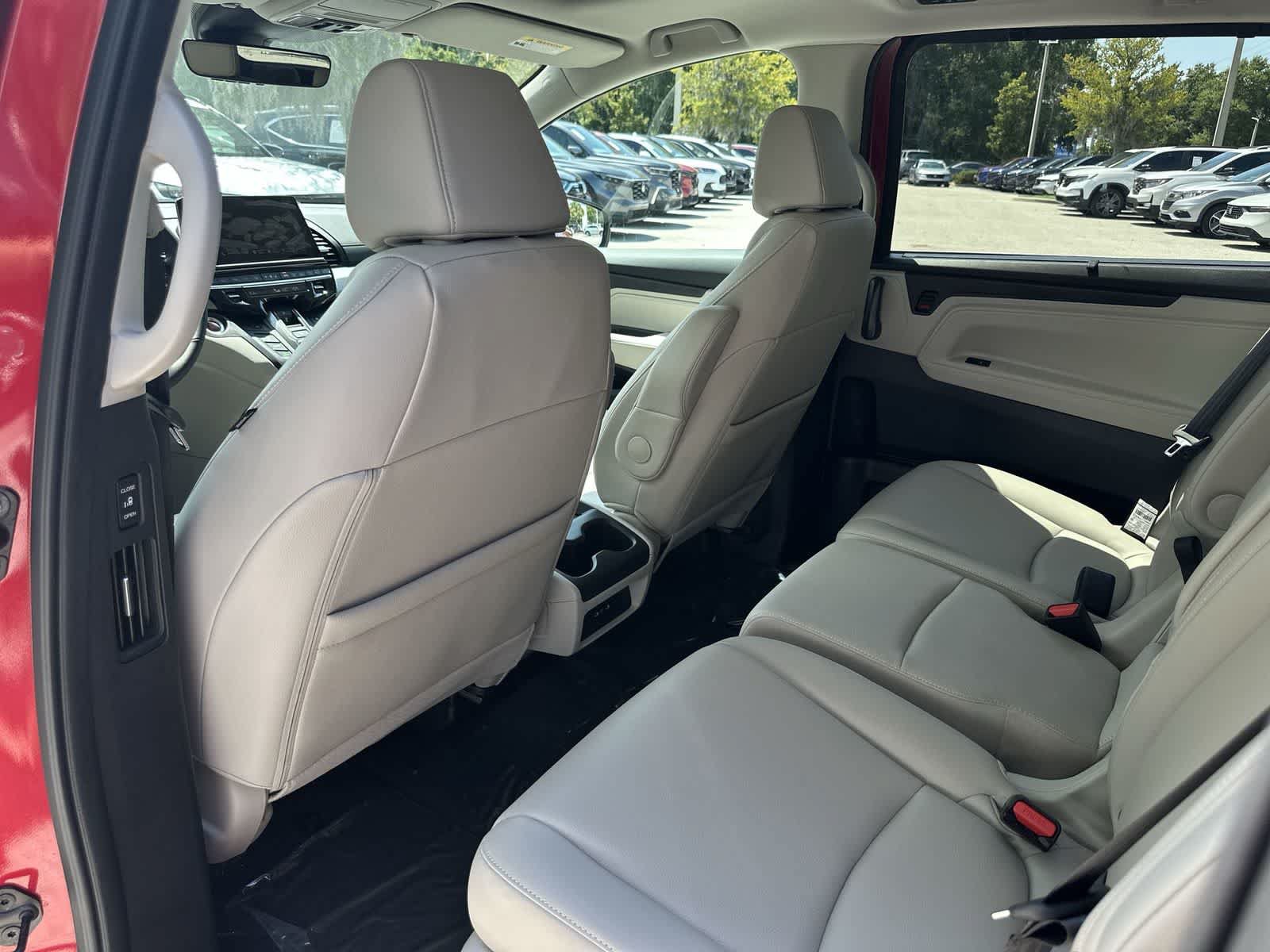 New 2027 Honda Odyssey EX-L image 14