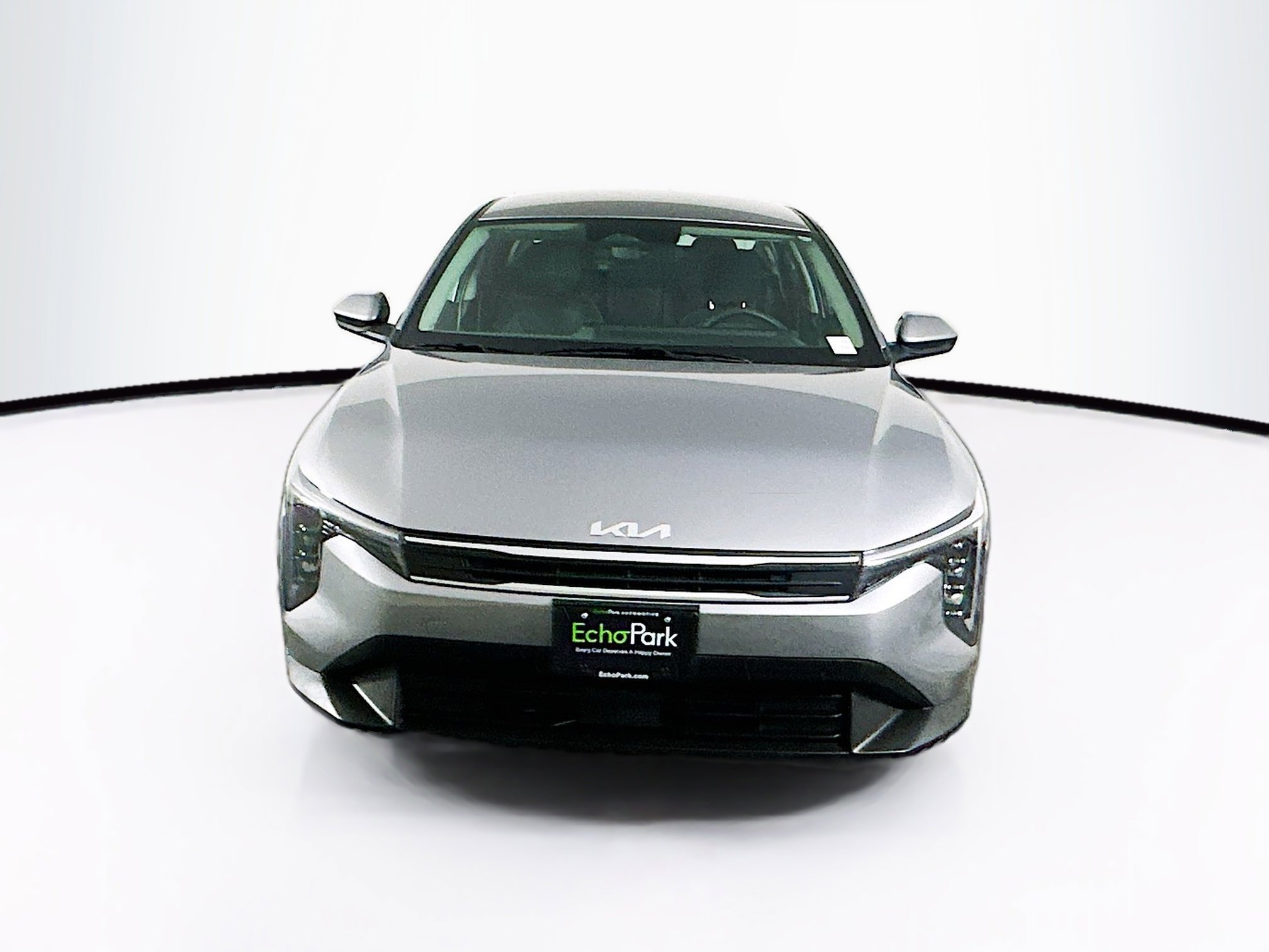 Used 2025 Kia K4 LXS image 2