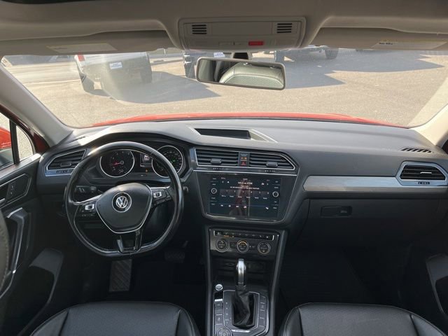 Used 2018 Volkswagen Tiguan SE image 31