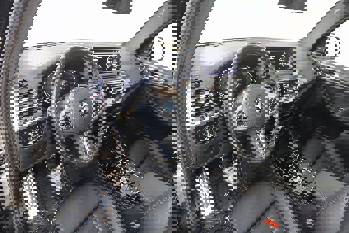 Used 2023 BMW X4 M40i w/ Premium Package image 30