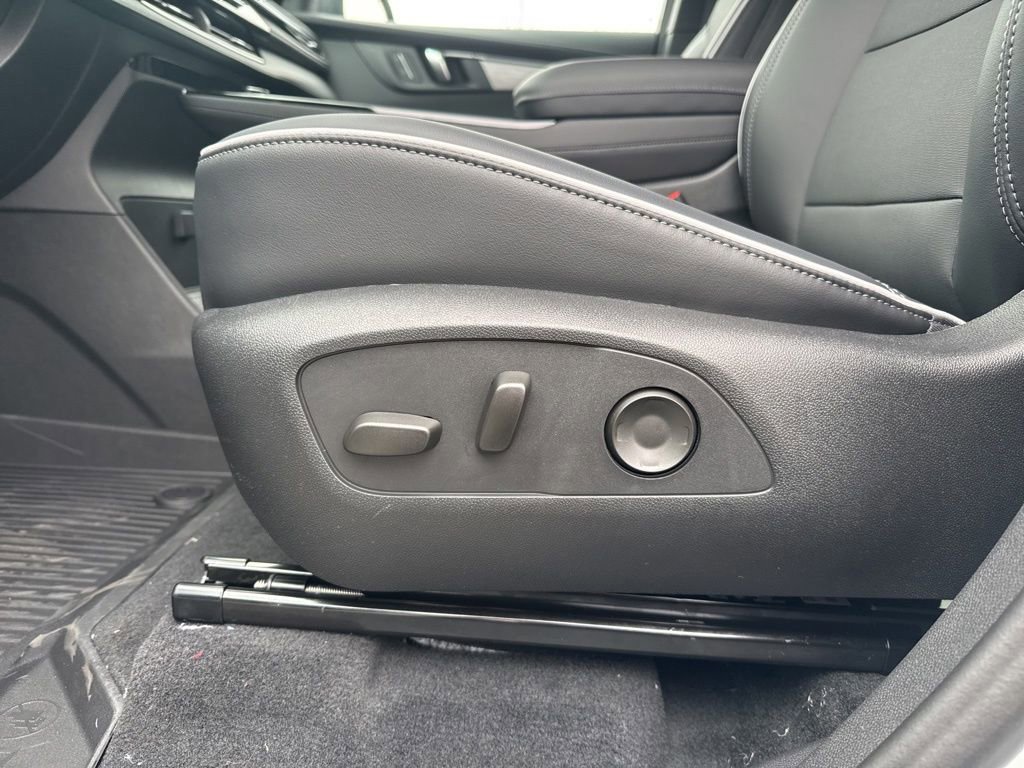 New 2026 Buick Enclave Preferred w/ Power Package FWD image 27