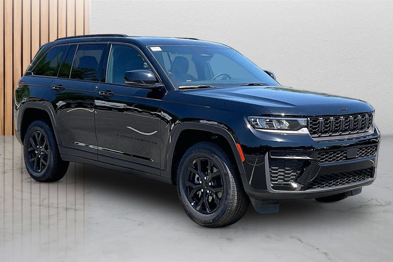 New 2026 Jeep Grand Cherokee Altitude