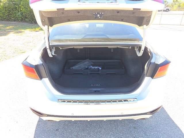 Used 2021 Nissan Altima 2.5 SV w/ SV Premium Package image 5