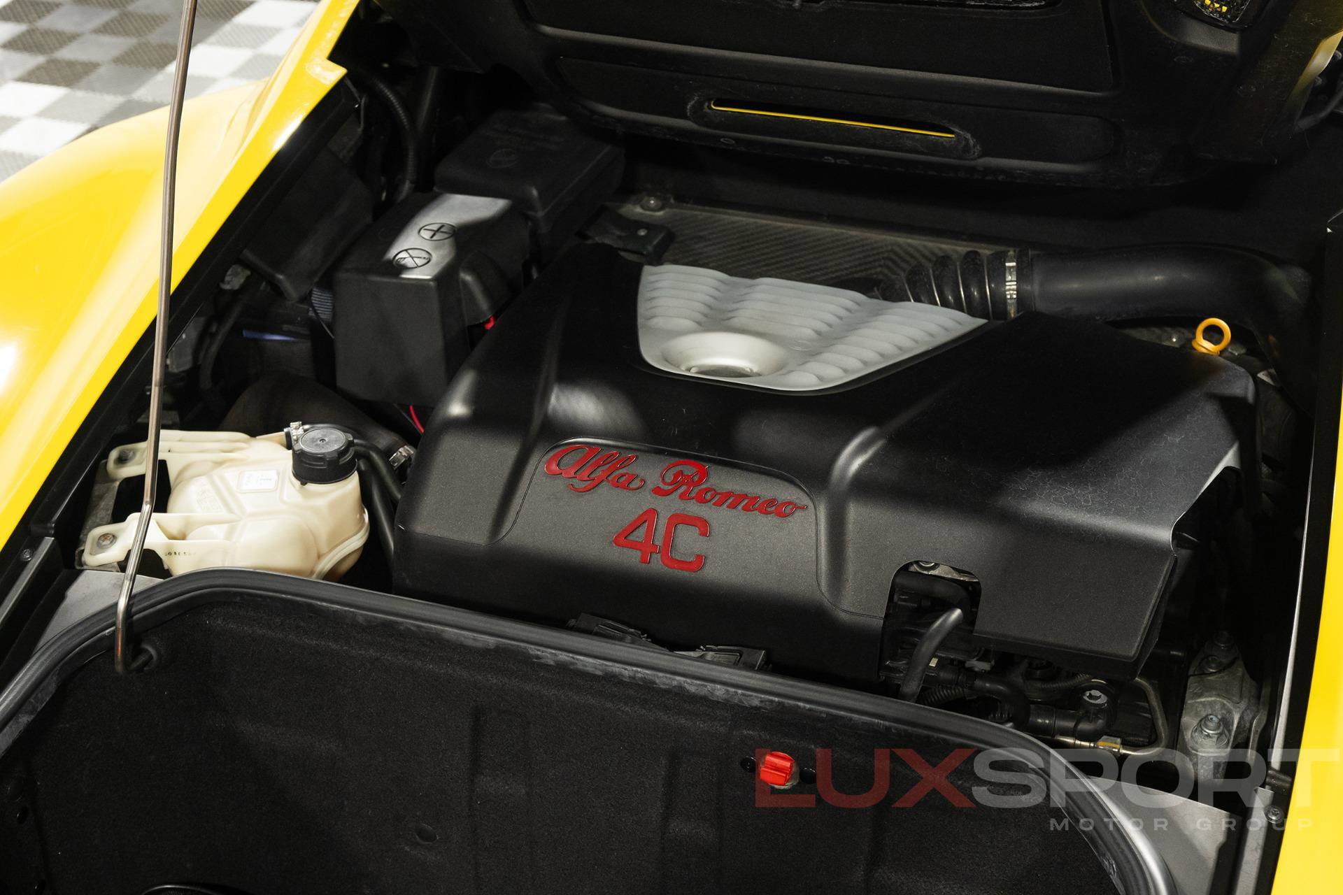 Used 2016 Alfa Romeo 4C Spider RWD image 59