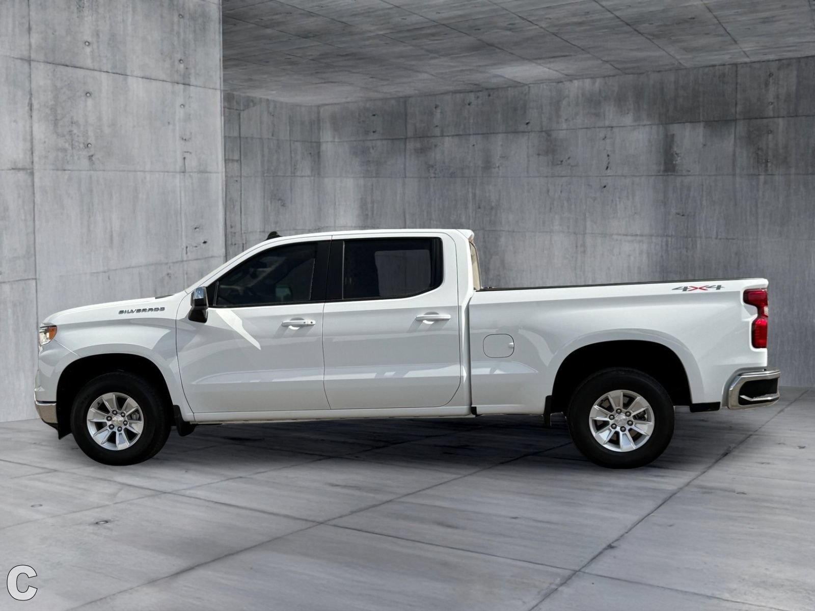 Certified 2024 Chevrolet Silverado 1500 LT w/ Protection Package AWD/4WD image 3