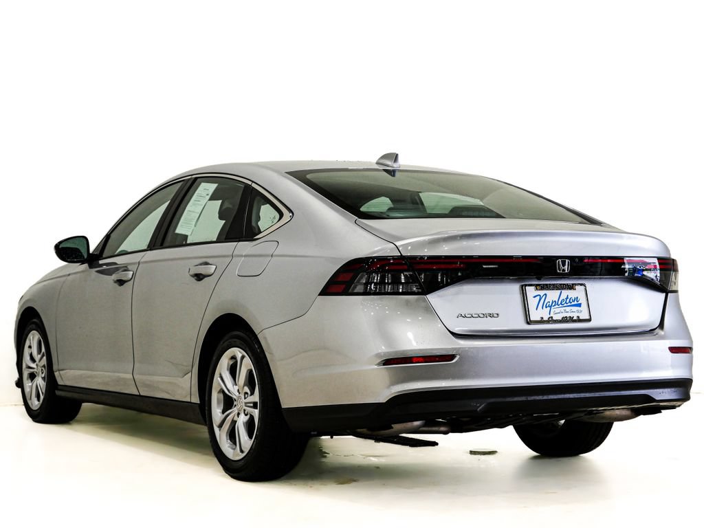 Used 2025 Honda Accord LX image 8