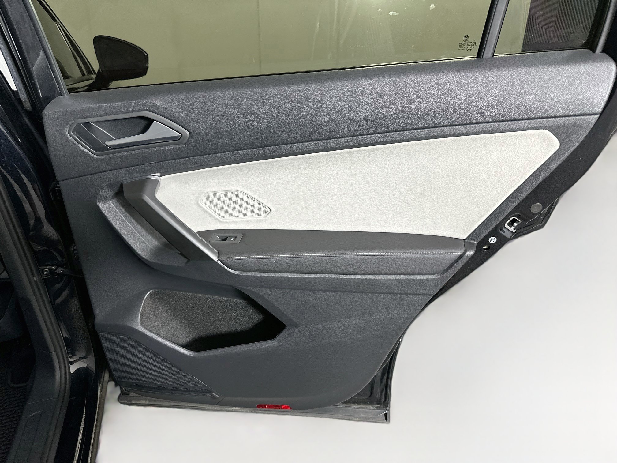 Used 2023 Volkswagen Tiguan S FWD image 27
